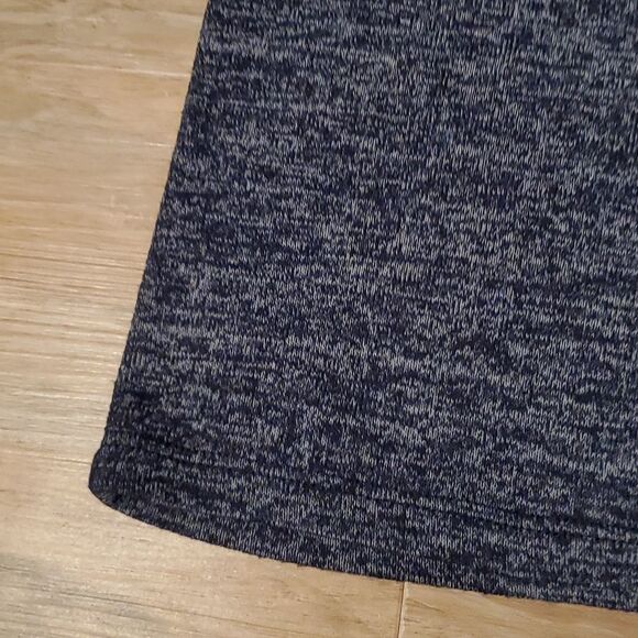 🔺️Abercrombie & Fitch Blue Flowy Short Sleeve Top XSmall - Picture 4 of 7